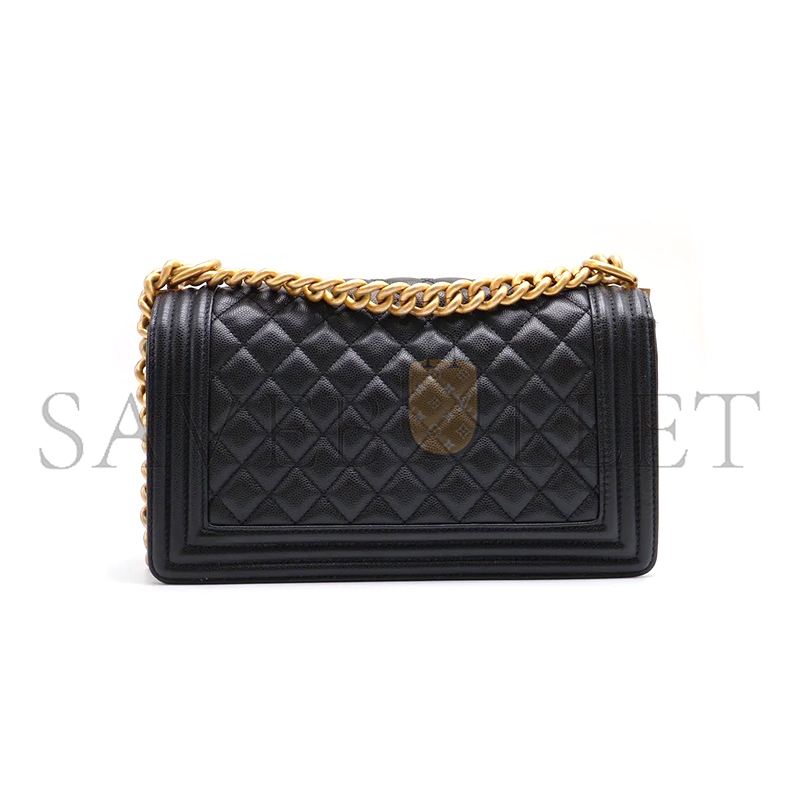 CHANEL CAVIAR MEDIUM QUILTED BOY BLACK A67086 B08358 94305 (25*15*8cm)